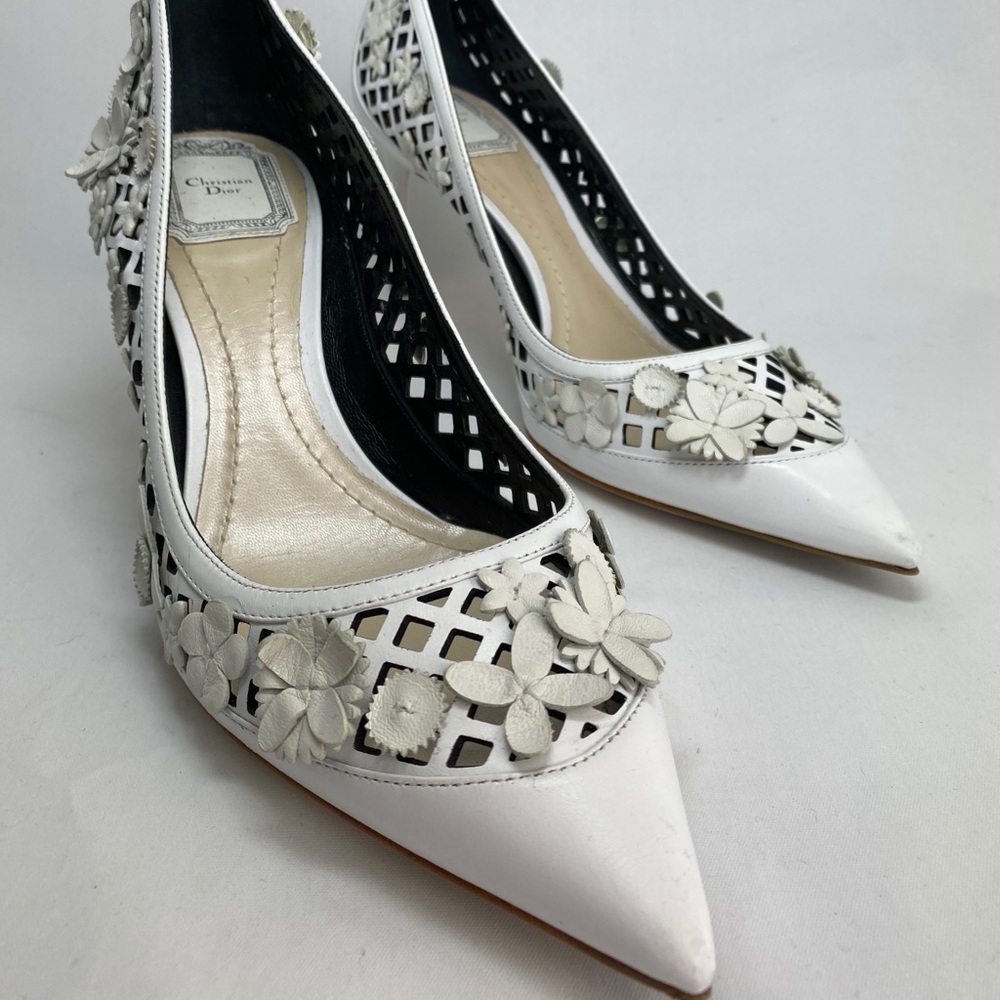 Christian Dior 'flore Laser Cut' Pumps - Picture 2 of 13